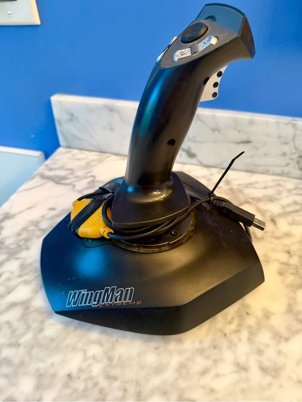 Logitech Extreme 3D Pro Joystick Flight Stick USB for PC